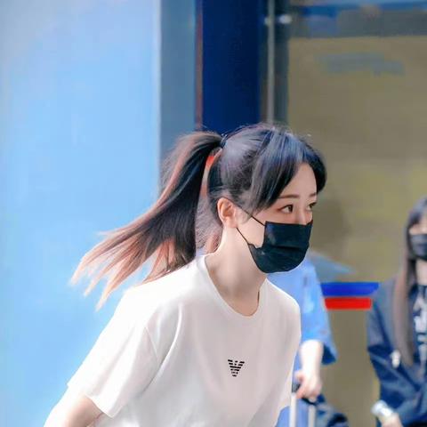 最新版牛仔褲，時(shí)尚舒適科技之選