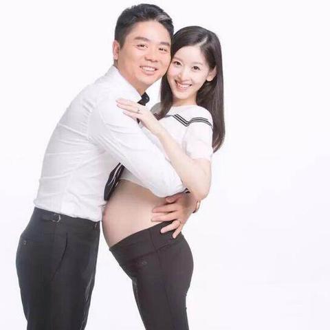 劉強東奶茶妹妹最新動態(tài)揭秘，數(shù)字細節(jié)曝光