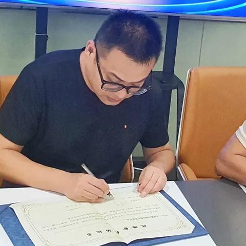 華東數(shù)控內(nèi)部最新動態(tài)消息速遞