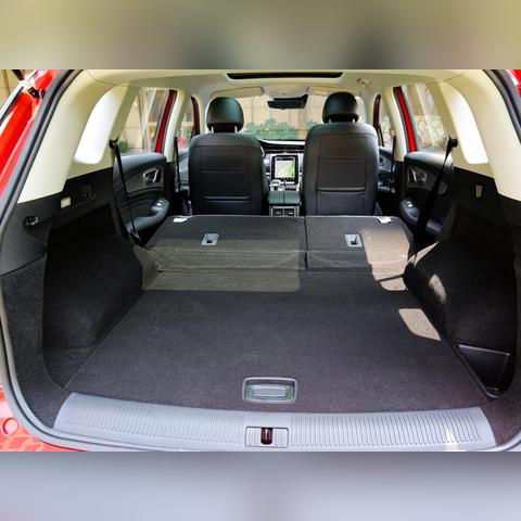 榮威RX5最新視頻深度解析，技術(shù)與設(shè)計(jì)融合之作