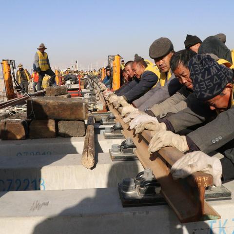 格庫鐵路最新動態(tài)新聞發(fā)布