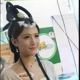 反串小燦創(chuàng)新跨界藝術(shù)融合視頻發(fā)布！