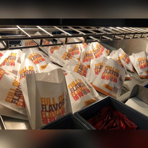 漢堡王兒童餐玩具新動(dòng)態(tài)，創(chuàng)意趣味引領(lǐng)潮流