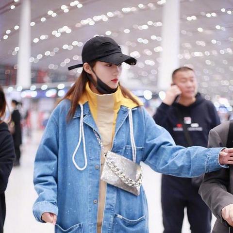 最新款衛(wèi)衣時(shí)尚潮流與商業(yè)機(jī)遇結(jié)合之選