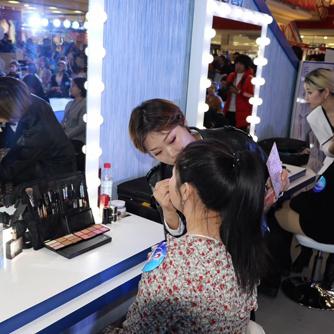 最新一期年代秀，于莎莎舞臺之星閃耀時刻