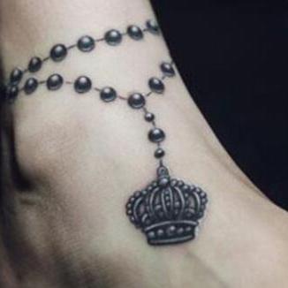 時(shí)尚新寵，獨(dú)特腳鏈紋身引領(lǐng)潮流