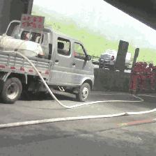 最新新大巴事故深度解析報告